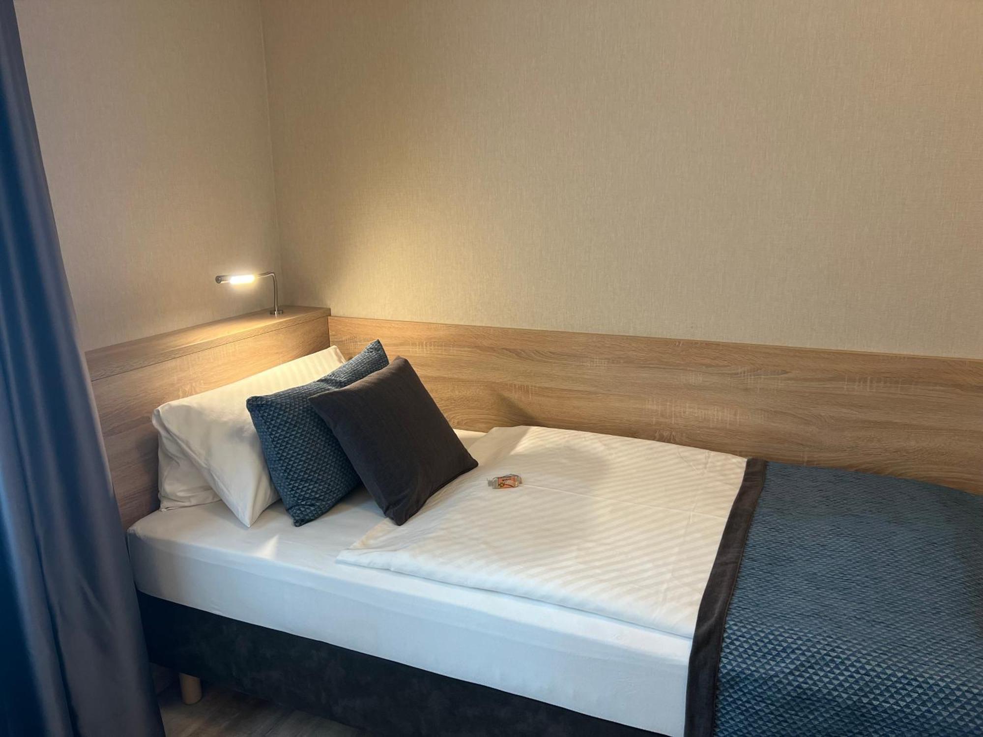 Hotel Aal-Kate Wuppertal Esterno foto