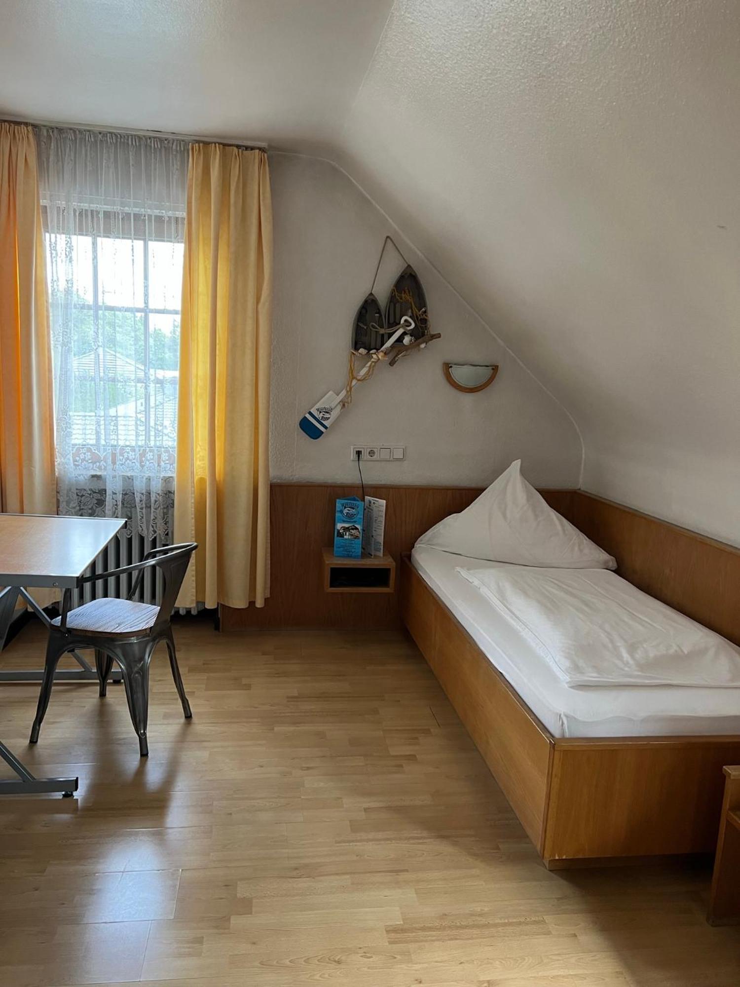 Hotel Aal-Kate Wuppertal Esterno foto