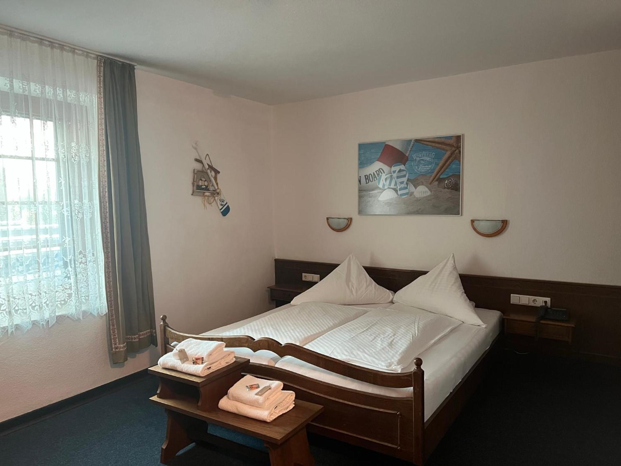Hotel Aal-Kate Wuppertal Esterno foto