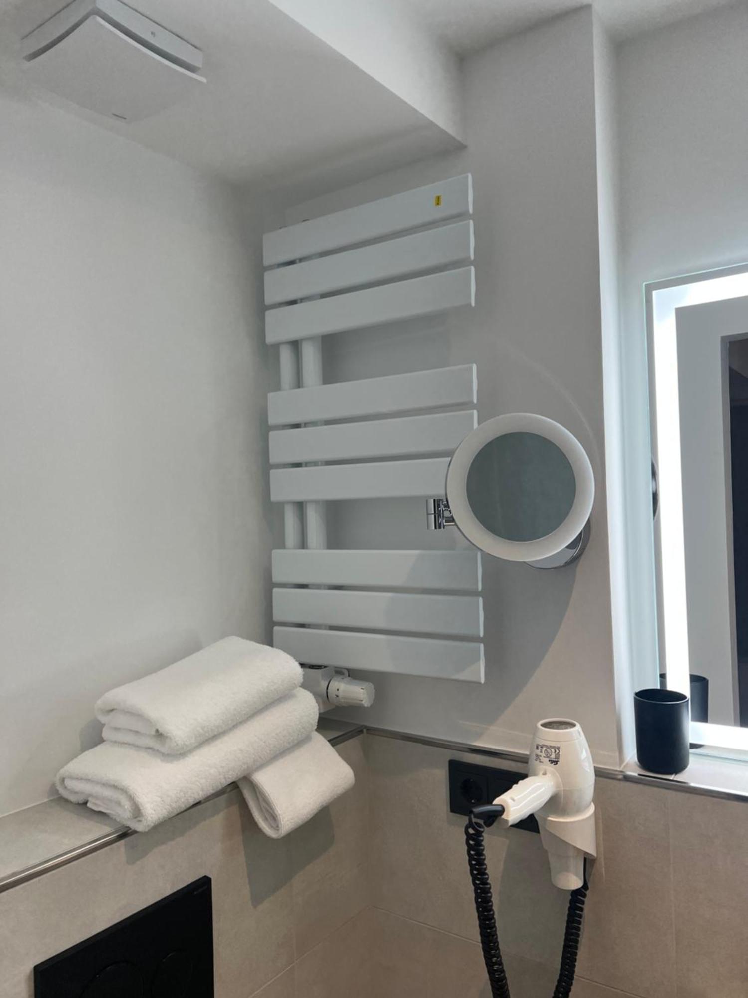 Hotel Aal-Kate Wuppertal Esterno foto